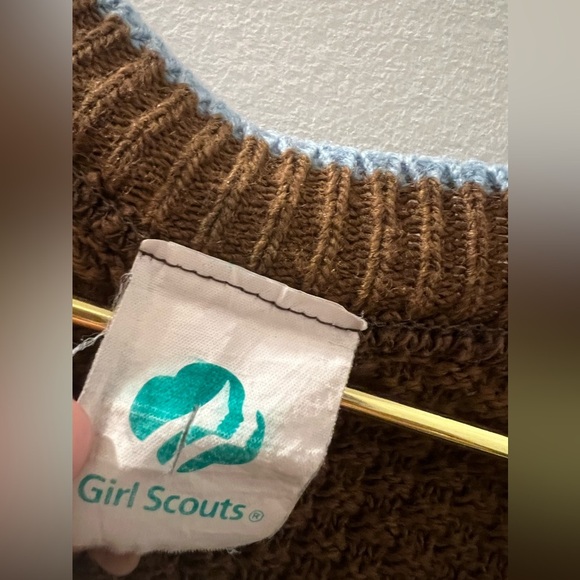 Vintage Girl Scouts Brown V-Neck Button-Up Preppy Sweater - Picture 5 of 7